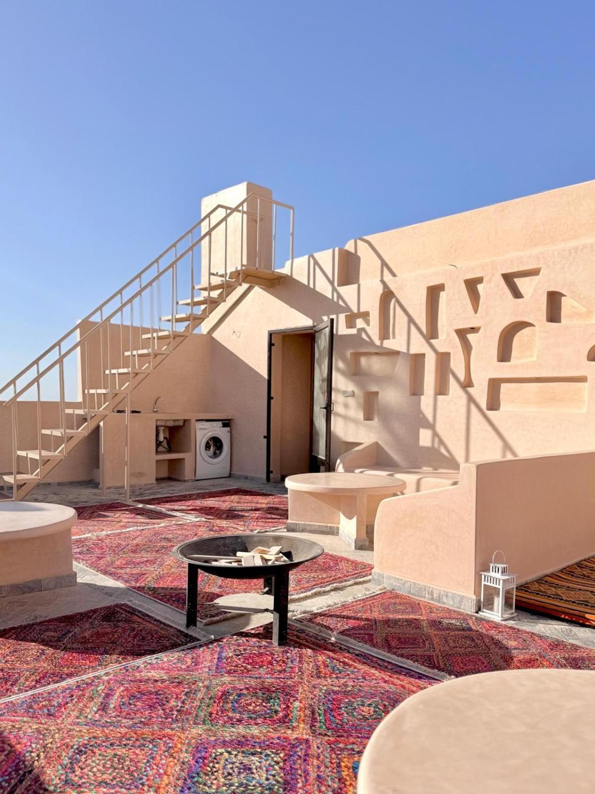 Playa Surf House Hostel Tamraght Exterior photo
